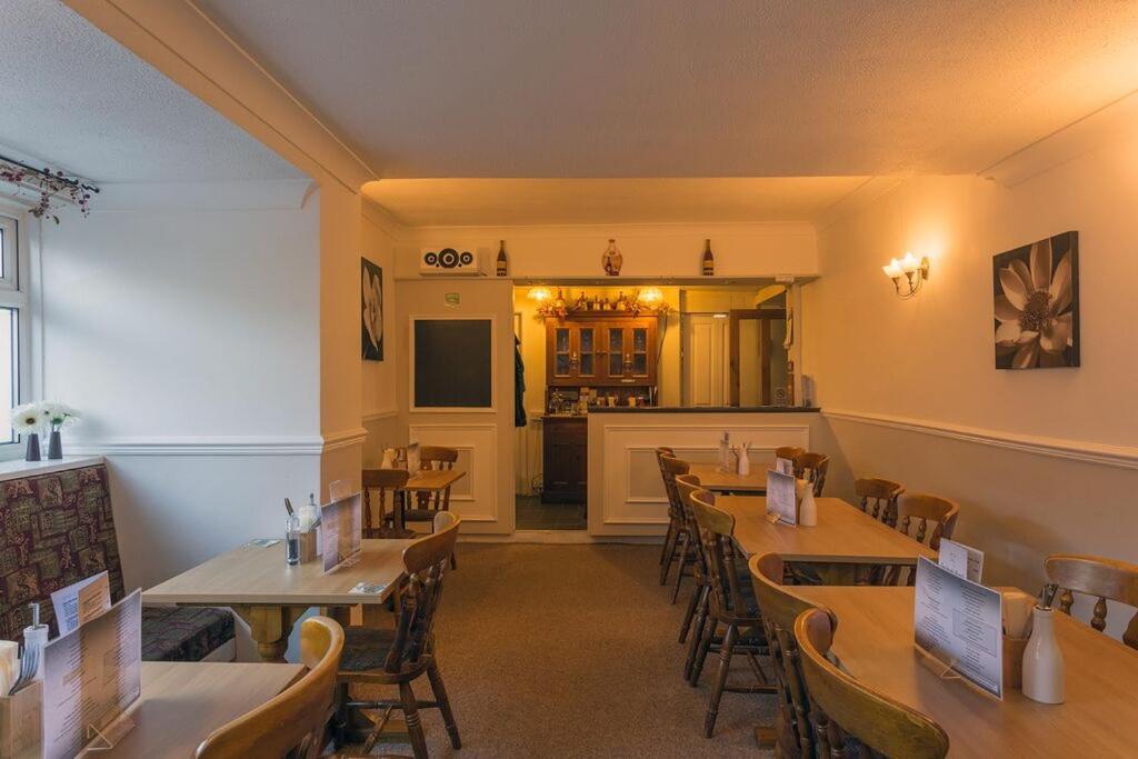The Stork Hotel Arlecdon Esterno foto